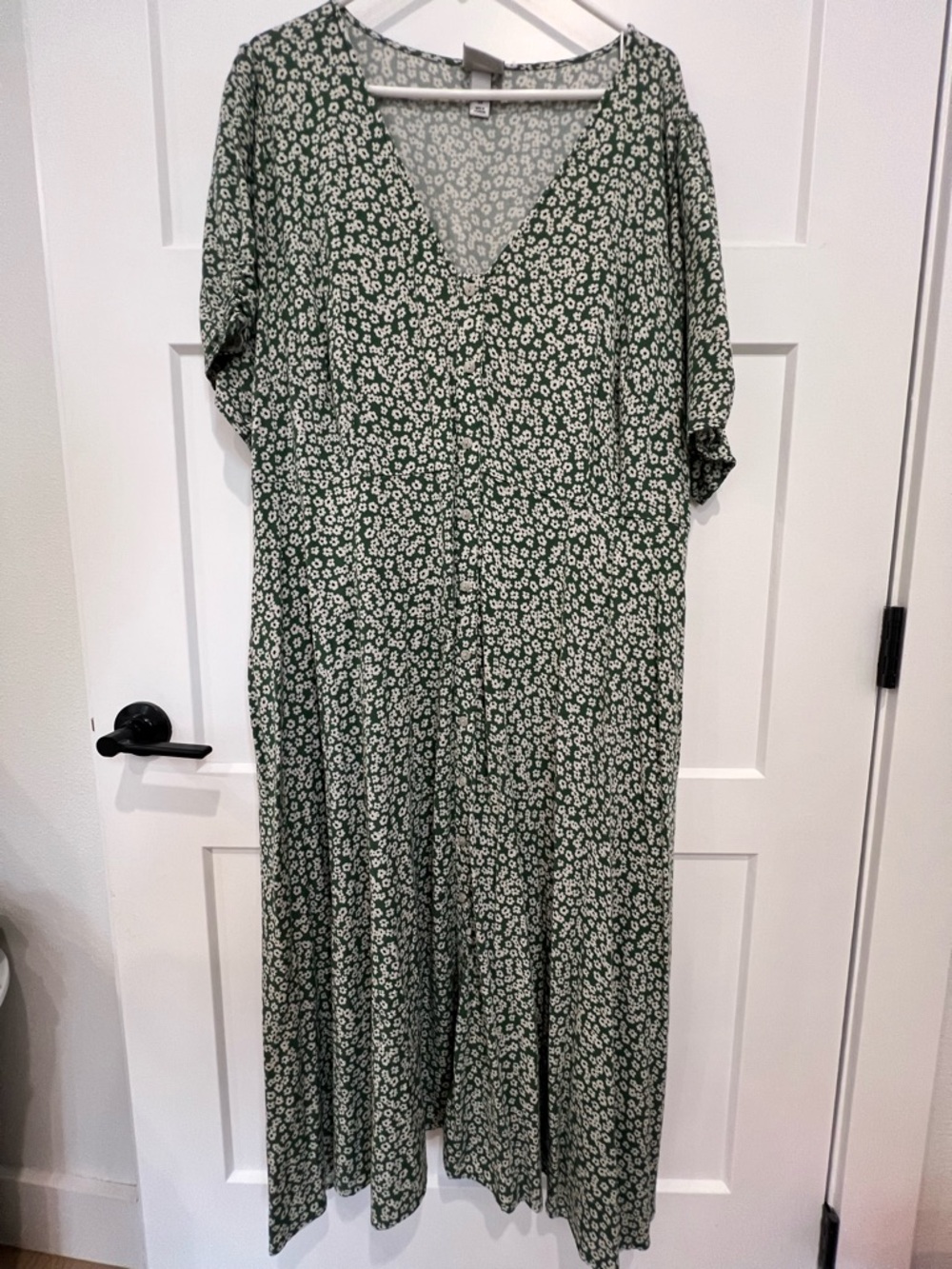 Ava & Viv Green Floral Maxi Dress